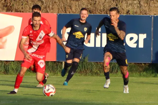 Ein richtig feines Fußballspiel in Durchgang 2 | Foto: Gerhard Langmann