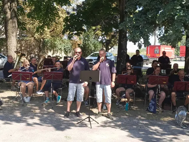 Musikalische Darbietung bei den Umurken  | Foto: Daniela Mörk 