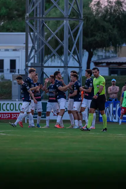 Oberwarts Kicker durften sich über einen 3:1-Sieg gegen Horn freuen. | Foto: SV Oberwart/RHORNMEDIA