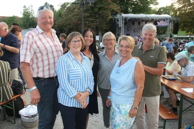 Richard Ötsch, Margit Ötsch, Elisabeth Perka, Evi Leitner, Marion Glatzln und Erwin Glatzl. | Foto: treilaf