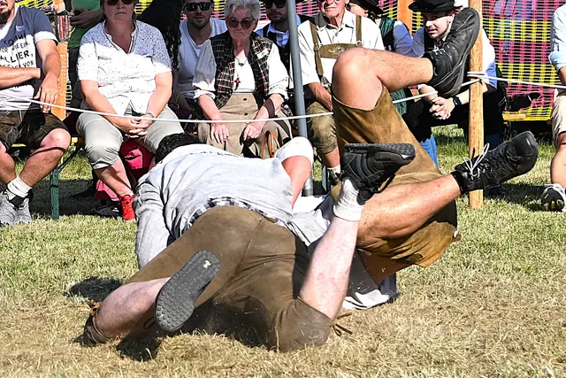 Beim Ringen ging es heiß her | Foto: Josef Bodner