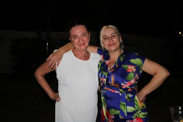 Angelika und Kathi waren tanzend dabei | Foto: mc