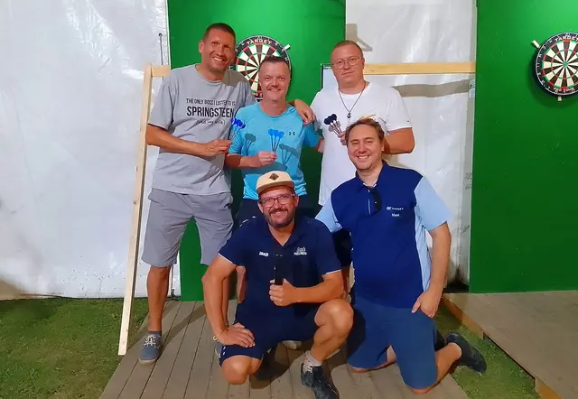 Stefan Agg, Mario Marx, Marco Strobl und vorne hockend Didi Kroboth und Manuel Schuch.