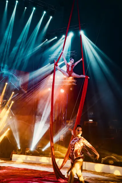 Mariia Shevchenko an den Aerial Loops. | Foto: Jolanda Hofman