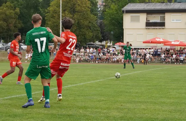 450 Fans waren beim Derby zwischen Bad Gams und Groß St. Florian dabei. | Foto: Roland Fürpaß