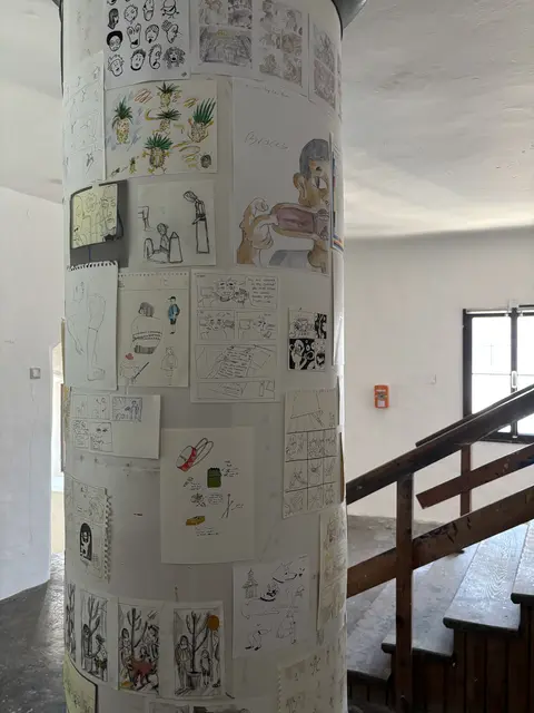 Der Comic-Kurs gestaltete eine ganze Litfaßsäule. | Foto: Schrofner