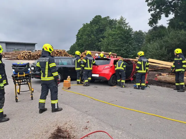 Alle verletzten Personen wurden nach der Erstversorgung in ein Krankenhaus eingeliefert.