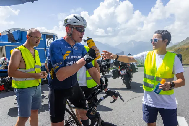 Michael Hofer und sein Team am Hochtor (Großglockner).  | Foto: Anze Furlan