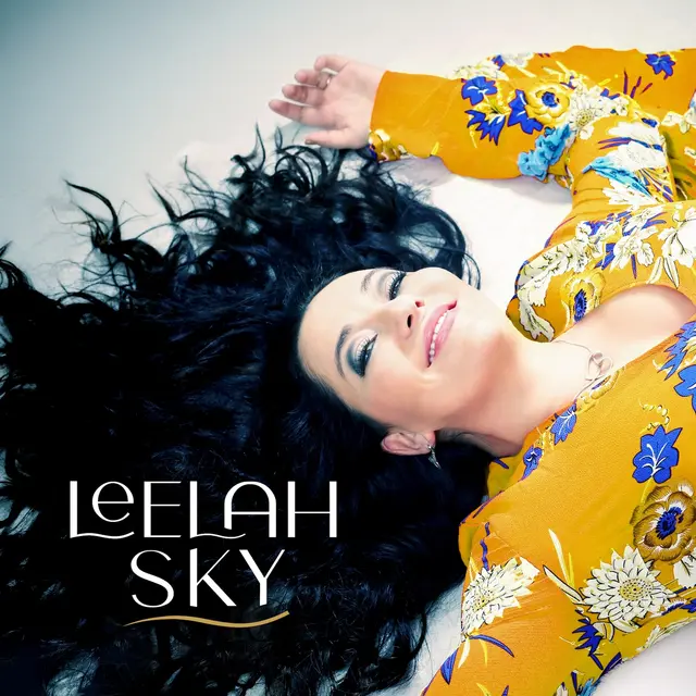 Christine Kisielewsky alias LEELAH SKY präsentiert neue Single »easier« | Foto: Iris Camaa