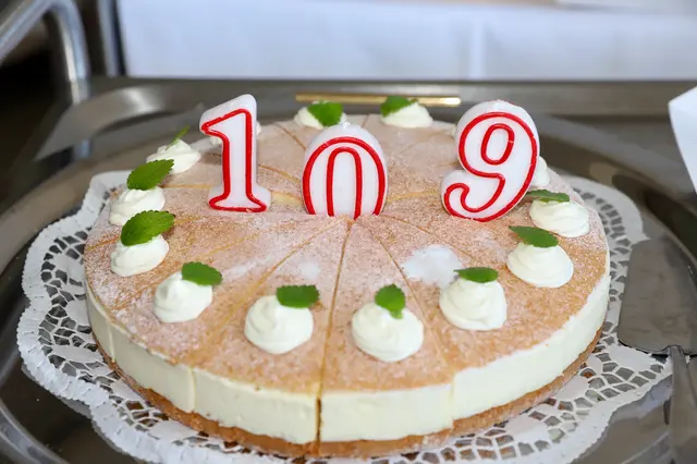 Eine Eierlikörtorte durfte zum 109. Geburtstag nicht fehlen. | Foto: Alfred Mayer