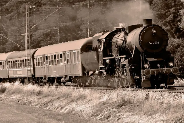 Dampflokomotiven und ein Schritt näher zur Industrialisierung. | Foto: Foto: pixabay