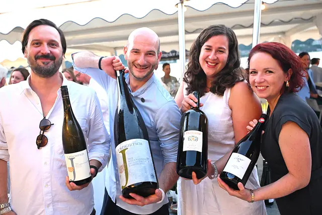 Erlesenste Weine wurden von den Winzern kredenzt | Foto: Josef Bodner