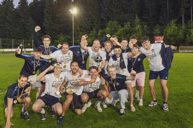 Ende Mai stieg die Mannschaft in die Regionalliga Mitte auf. Die neu gegründete 1B schaffte den Aufstieg in die erste Klasse. | Foto: ATUS Fliesen Koller Velden