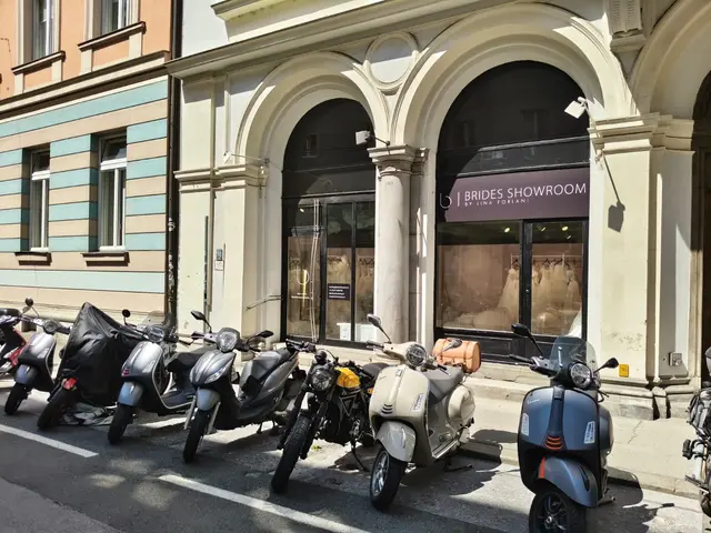 Einst Friseursalon, hielt am Tummelplatz 6 nun ein Brautmoden-Schauraum Einzug. | Foto: Christoph Lamprecht