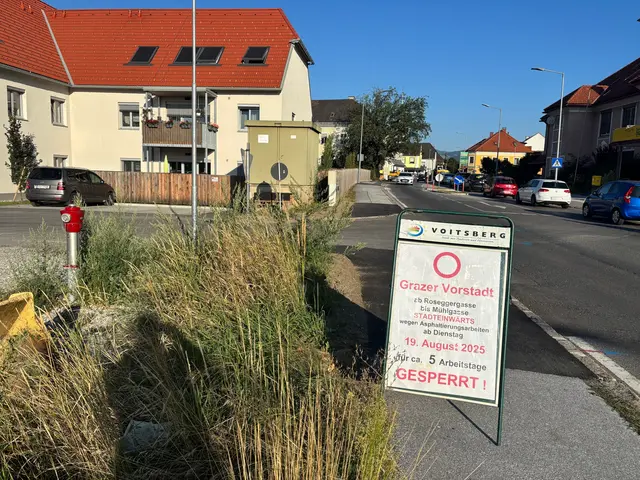 Achtung Verkehrsbehinderungen. Ab Dienstag ist mit Straßensperren zu rechnen. | Foto: Almer