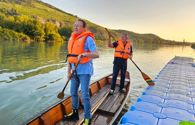 Matthias Stadler ist jetzt auch im Einsatz für die FF St. Pölten-Stadt – hier um 6:00 Uhr morgens auf der Zille | Foto: FF St. Pölten-Stadt 