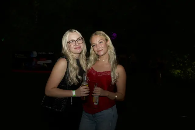 Lisa und Sonja beim Aufest in St. Martin. | Foto: Smetana