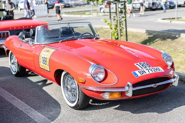 Die "Vienna Classic Days" sorgen am Samstag in der Wiener Innenstadt für Straßensperren, Verzögerungen im Verkehr sowie Anpassungen im Plan der Öffis.  | Foto: René Brunhölzl/MeinBezirk