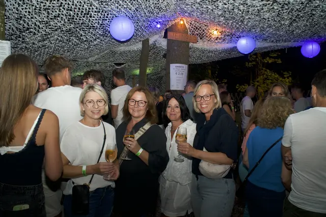 Alexandra, Sandra, Ramona und Petra genossen den Abend. | Foto: Smetana