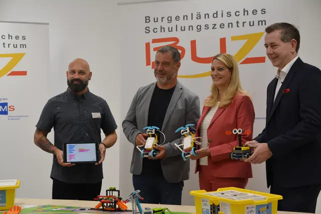 Der RobertaCup soll besonders Mädchen für Technik und MINT-Fächer begeistern. | Foto: Rosenberger