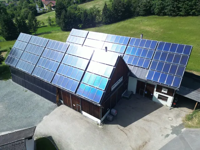 Seit 30 Jahren versorgt das Biosolar-Heizwerk in Unterrabnitz die Bevölkerung zuverlässig mit umweltfreundlicher Wärme. | Foto: Josef Lang