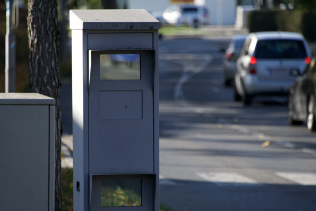 Ein Pkw-Fahrer wurde in einer 70er-Zone mit 161 km/h geblitzt. Der Fahrer wurde angezeigt. (Symbolbild) | Foto: MeinBezirk.at