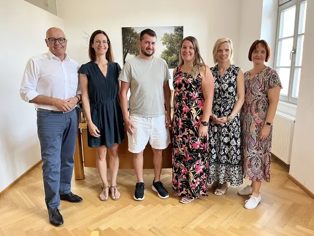 Obmann Georg Rosner mit Marlies Rudolics (Weiden bei Rechnitz), Harald Pfeffer (Grafenschachen), Elisabeth Schneider (Pinkafeld), Elke Biegelbauer (Pinkafeld) und Verbandsleiterin Julia Fleck | Foto: Stadtgemeinde Oberwart