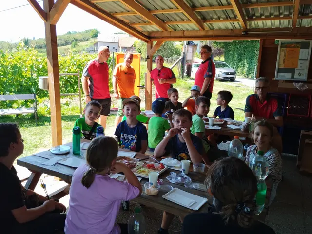 Von der Jause bis zum Treffer mit Pfeil und Bogen | Foto: BSC Vulkanland