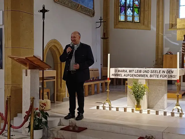 Pfarrer Mag. Martin Komarek | Foto: Monika Hammerl