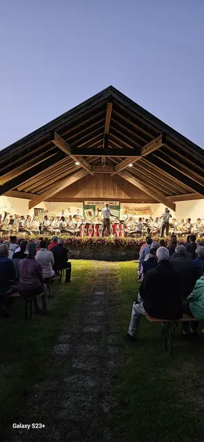 Das Konzert der Militärmusik Tirol war nicht nur ein musikalischer Hochgenuss, es wurden auch Spenden für "Licht ins Dunkel" gesammelt. | Foto: Tiroler Zugspitz Arena