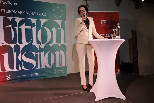 Nationalratsabgeordnete Nicole Sunitsch freute sich „als Bürgermeisterin einer Nachbargemeinde besonders, dass dieser Pavillon in Leoben Halt macht. Er bringt die Vielfalt der Steiermark in unsere Region.“ | Foto: Universalmuseum Joanneum/J.J.Kucek