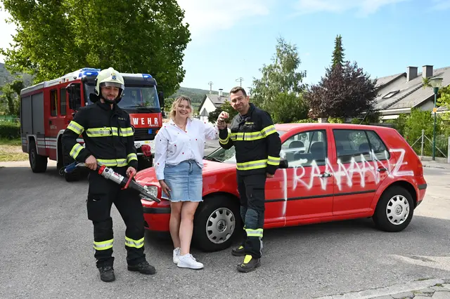 Jugendgemeinderätin Ann-Kathrin Nebuda mit Christoph Sieber und Sebastian Keller. | Foto: Pohl