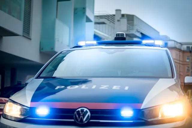 Bei einer durchgeführten Verkehrskontrolle flüchtete ein 25-Jähriger und versuchte sich so der Amtshandlung zu unterziehen. (Symbolfoto) | Foto: Bernhard Knaus