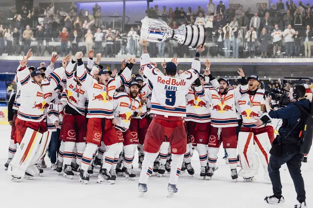 In der vergangenen Saison wurde der EC Red Bull Salzburg zum vierten Mal in Folge ICE Hockey League-Champion und Österreichischer Meister im Eishockey. Vor 25 Jahren stieg Red Bull als Sponsor und Namensgeber ein. | Foto: Gintare Karpaviciute - EC Red Bull Salzburg
