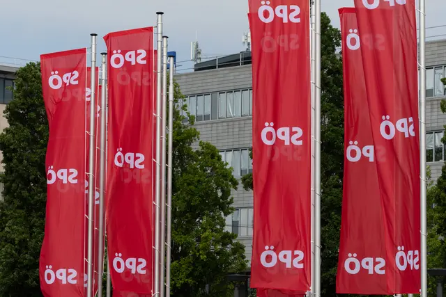 Sowohl Vizebürgermeisterin Karin Hörzing als auch Stefan Giegler, Gemeindefraktionsvorsitzender, gehen im Herbst in Pension. Zudem gab Vizebürgermeisterin Tina Blöchl gestern ihren Rückzug aus der Politik bekannt. | Foto: Fotokerschi.at/Draxler