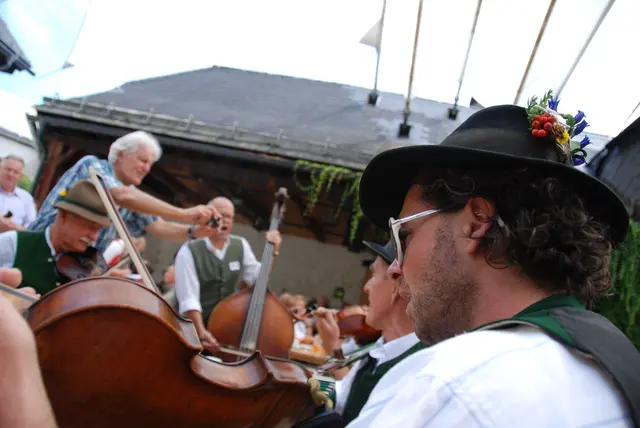 Vorfreude auf das Geigenfest in Bad Goisern. | Foto: Kefer