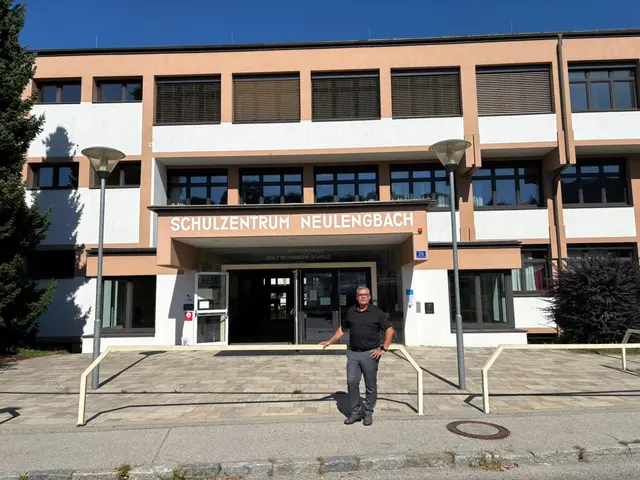 Thomas Pölzl würde sich freuen, wenn der Schulbus nicht immer blockiert werden würde | Foto: Dorner