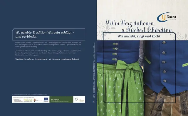 Das Buch der Bezirkslandjugend Schärding "Mit'm Herz dahoam, a Stückerl Schärding" wird am 14. September 2025 beim Bezirkerntedankfest der Öffentlichtkeit vorgestellt und ist ab dann auch erhältlich. | Foto: Bezirkslandjugend Schärding