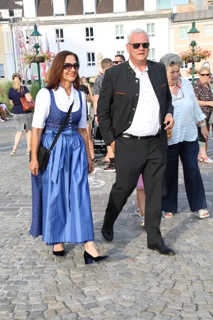 Stadtchef Thomas Steiner mir Gattin Andrea 