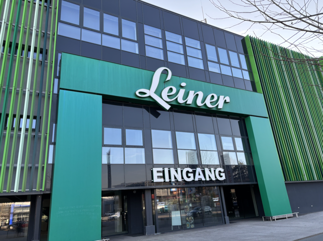 Der ehemalige Leiner wird bald zur neuen Heimat der Textilkette KiK und vielen anderen. Eröffnung des Zentrums ist für Herbst geplant. | Foto: MeinBezirk.at