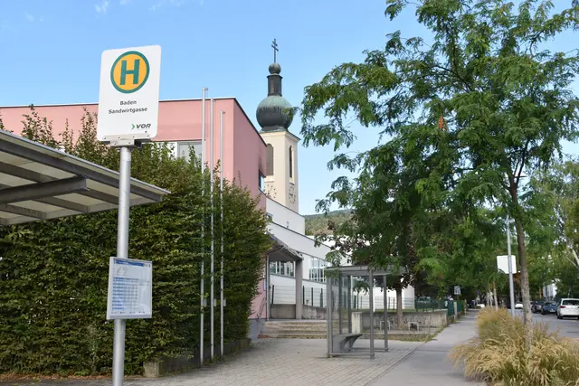 Bushaltestelle vor der VS Radetzkygasse | Foto: Preineder