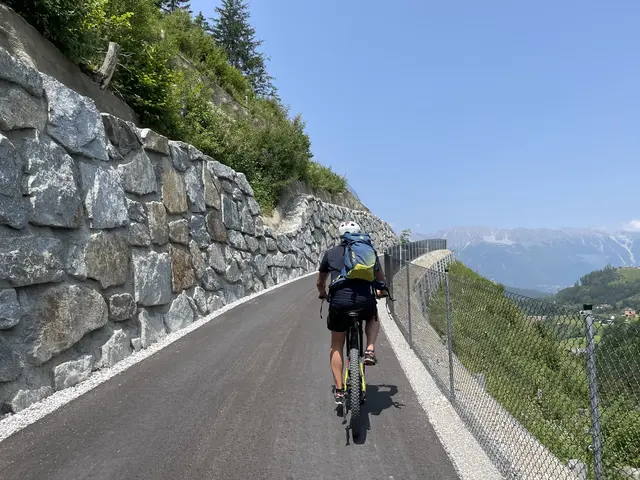 Von der Stefansbrücke in Schönberg bis nach Falbeson in Neustift ist der neue Radweg bereits durchgehend befahrbar. | Foto: Kainz