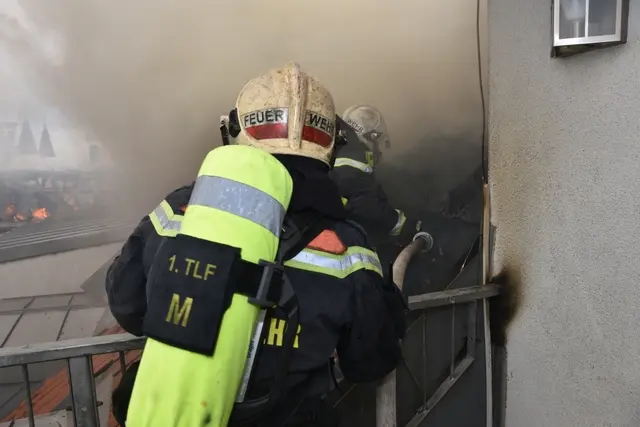 Erst im Rahmen von polizeilichen Ermittlungen zur einem Brand hat eine 29-Jährige über ihr „monatelanges Martyrium“ erzählt, heißt es in der zitierten Anklage. (Symbolfoto) | Foto: Berufsfeuerwehr Wien