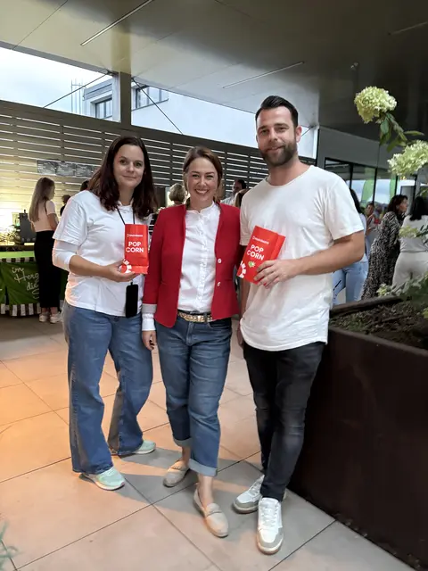 Theresa Reichart und Katrin Kanya vom Stadtmarketing Gleisdorf sowie Thomas Raser vom GEZ-Centermanagement. | Foto: MeinBezirk/Engelmann