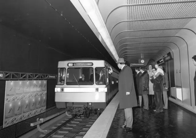 Eröffnung der Verlängerung Stephansplatz - Nestroyplatz in der Station Schwedenplatz. | Foto: Wiener Linien