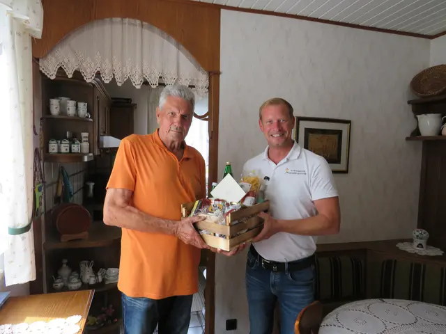 Gratulation zum 80. Wiegenfest. | Foto: Gemeinde Kirchberg/Wechsel