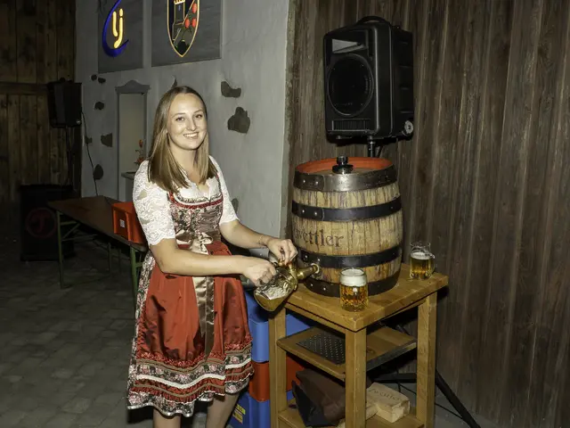 Am Hoffest der Landjugend Altenburg wurde gezeigt, dass auch Mädls Bierzapfen können! | Foto: Mario Hofmann