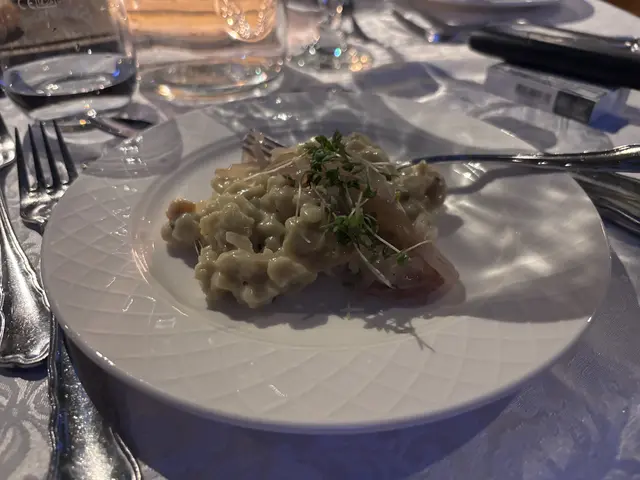 Kernöl-Käsespätzle mit Röstzwiebeln | Foto: Elisabeth Korbe