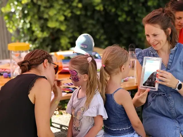 Ein vielfältiges Kinderprogramm wurde geboten.  | Foto: Fmt Pictures / Josef Kühnhold