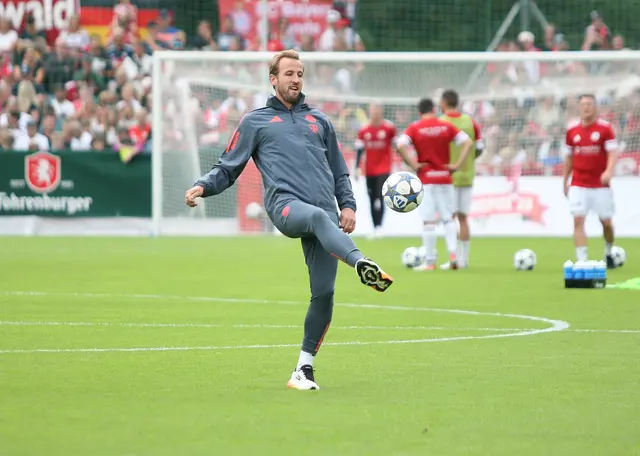 Harry Kane, Kapitän der englischen Nationalmannschaft, absolvierte nur ein leichtes Aufwärmprogramm. | Foto: Peter Leitner